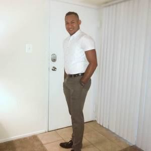 Meet your Posher, Moises